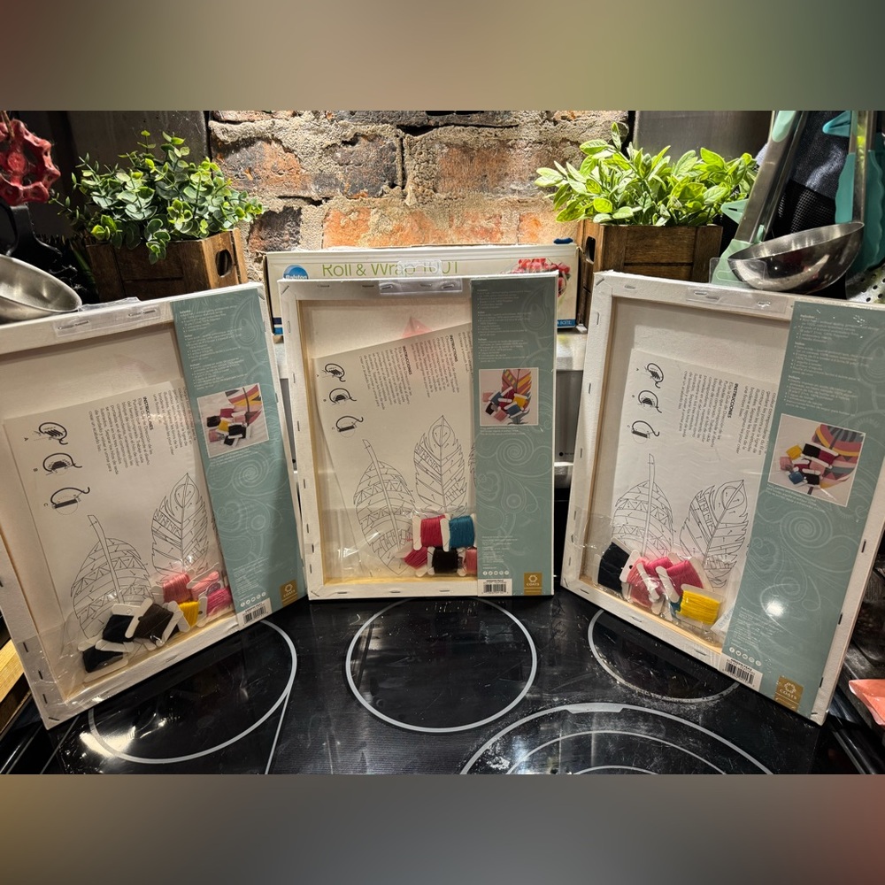 Colorful Feather Canvas Art Set • Includes All 3 - Picture 5 of 8